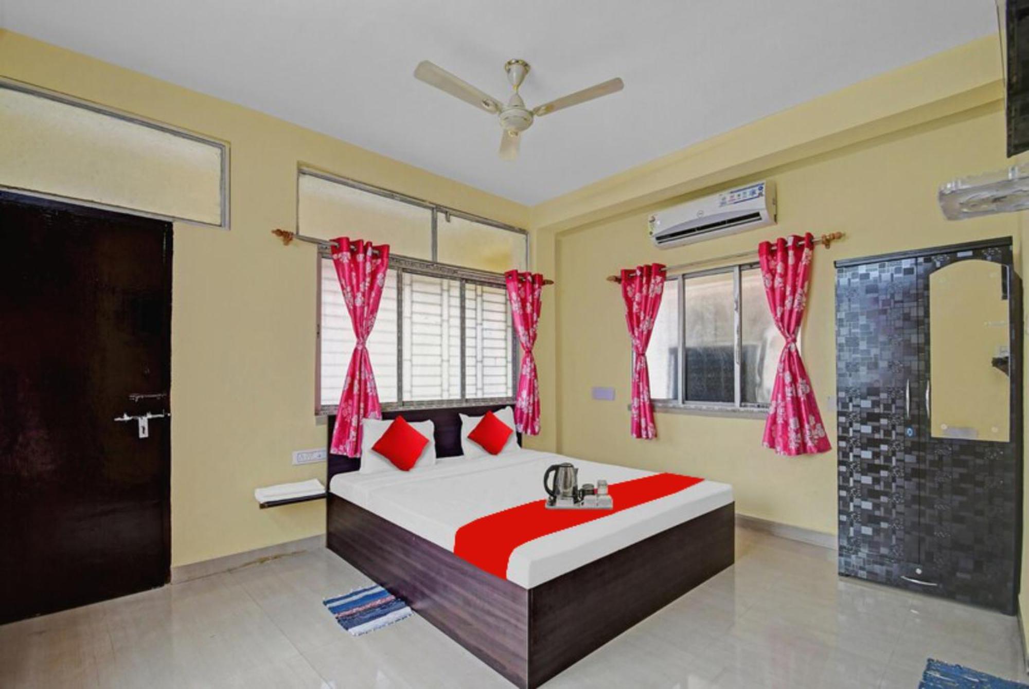 Goroomgo Dream Line Kalikapur Kolkata Exterior photo